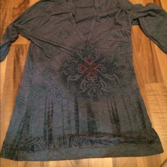 Shirt - Picture 4 of 4